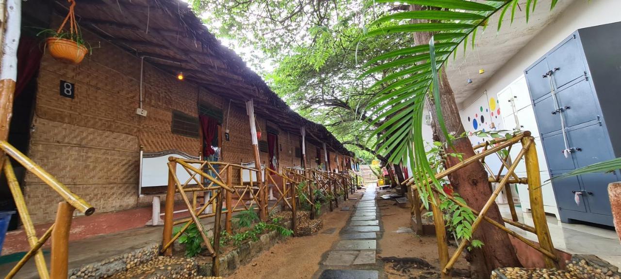 Jungle Tree Hampi Ξενοδοχείο Εξωτερικό φωτογραφία